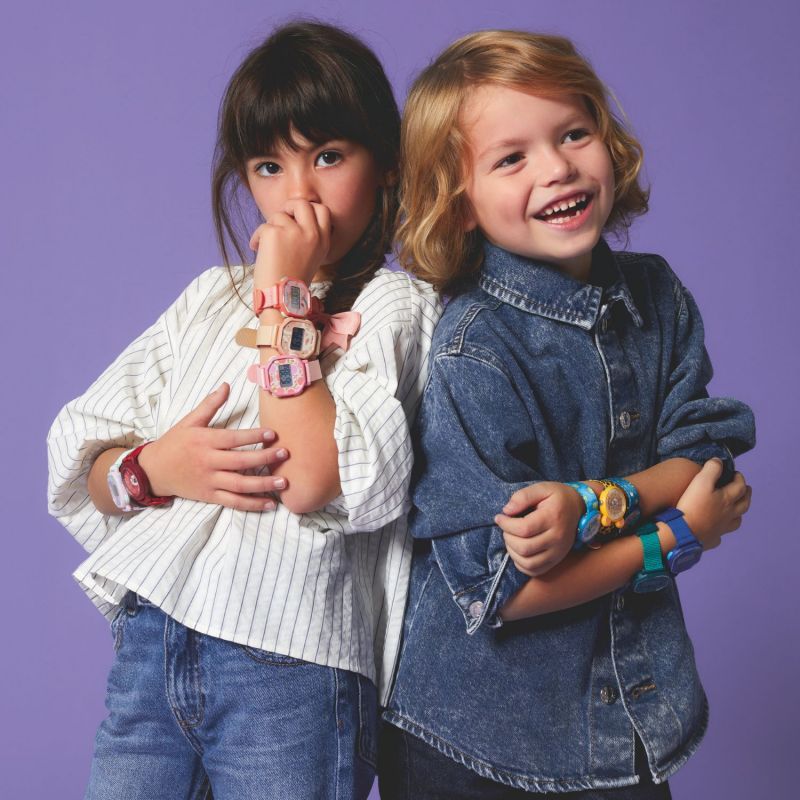 Image d'ambiance de présentation du produit Montre enfant Ticlock Guépard - Djeco